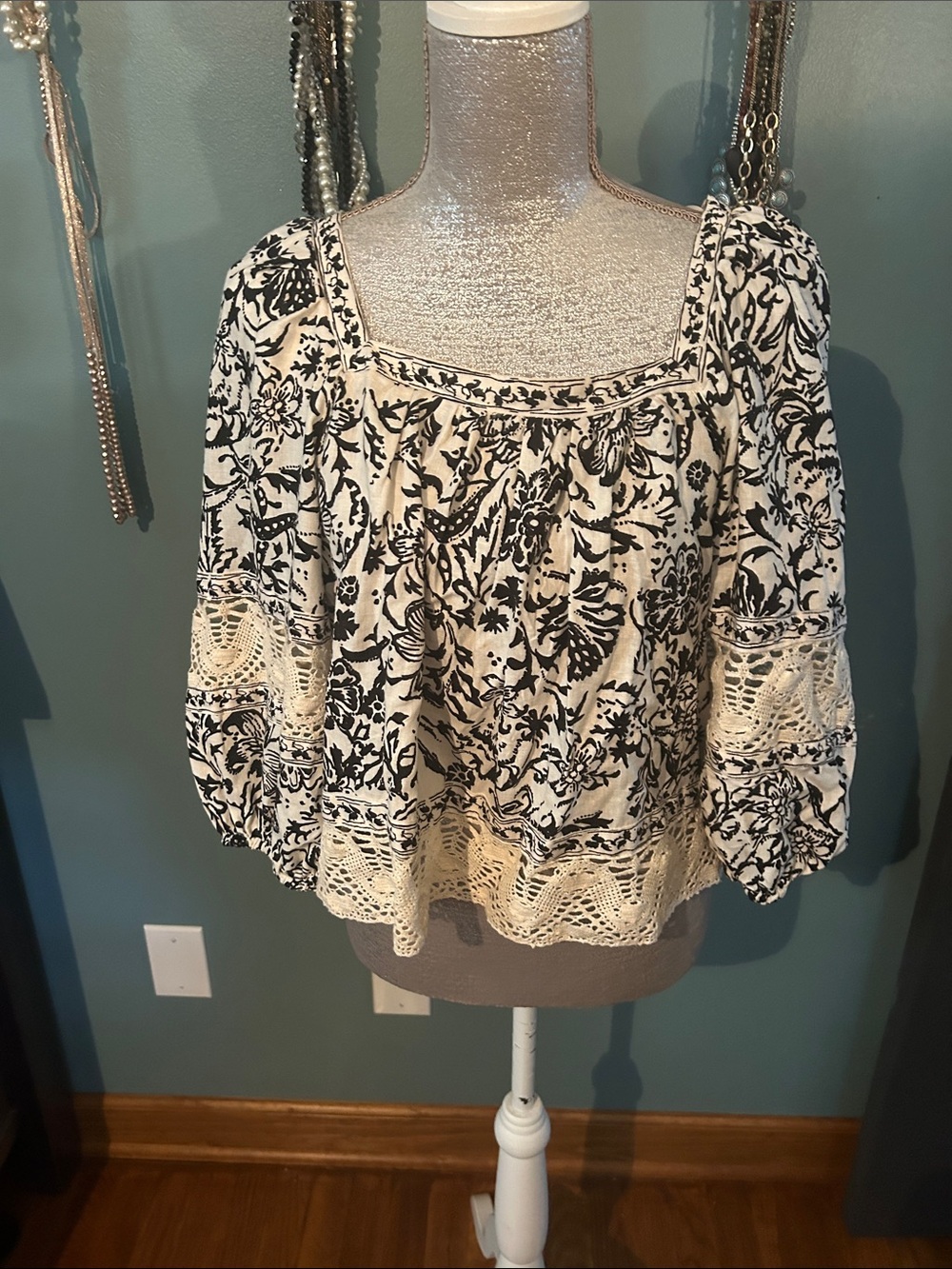 Christian Siriano Black & Cream Floral Crochet Peasant Blouse